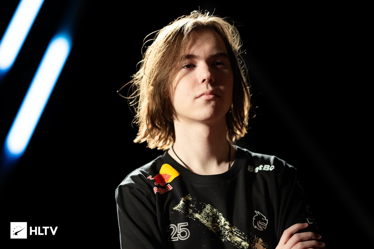 开就有！周敢敢猛猛开团 Doby薇古丝爆杀乱飞 957队1-0姿态队