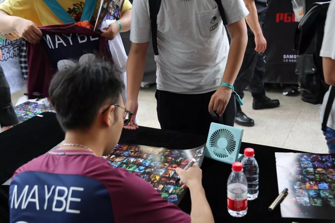 ENCE 与 gla1ve 分道扬镳;